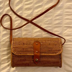 Woven crossbody summer purse